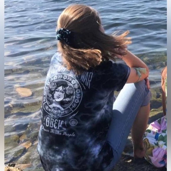 Obey navy blue tie-dye graphic T-Shirt, Make Art Not War, size XS, unisex - Picture 2 of 10